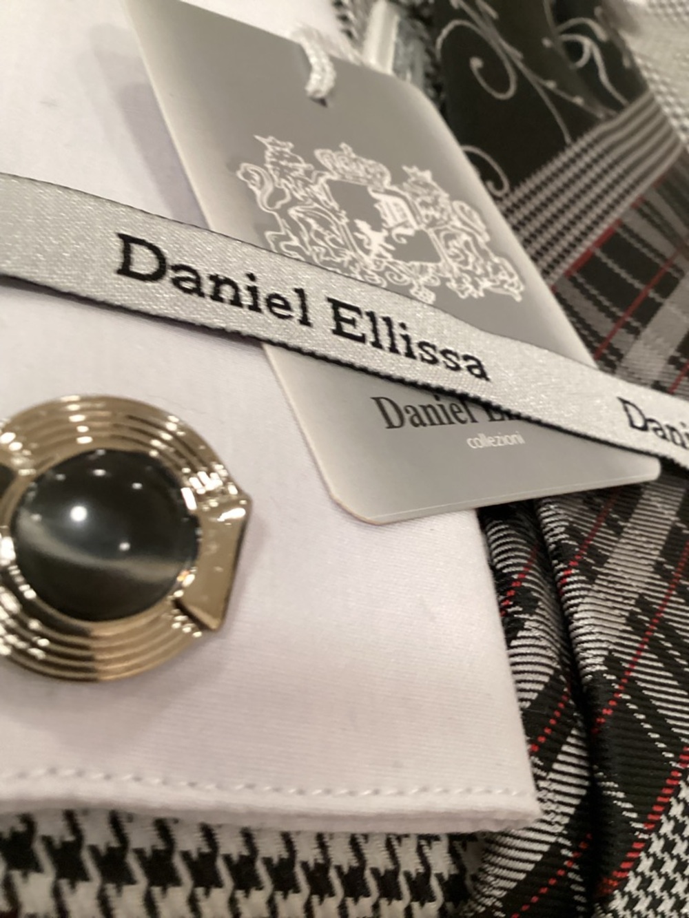 Black & White Houndstooth Dress Shirt & Necktie - Picture 3 of 14